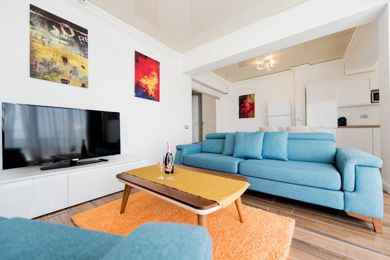 Aparthotel White Tower