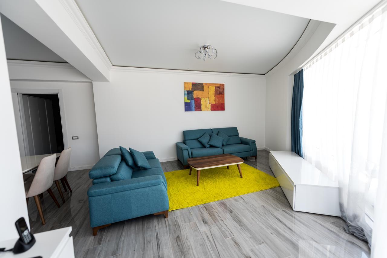White Tower Aparthotel