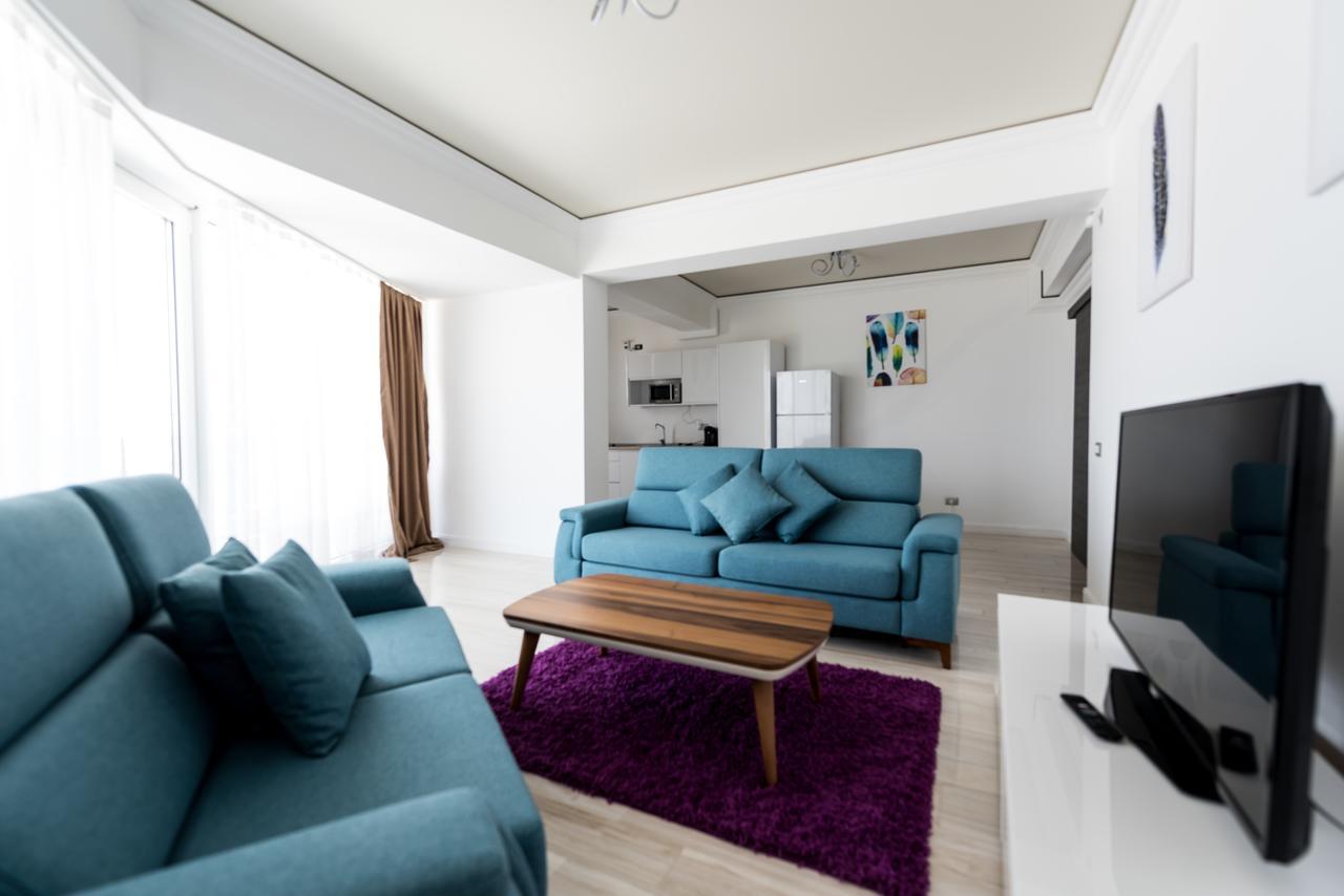 White Tower Aparthotel