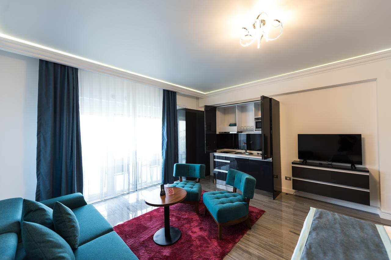 Aparthotel White Tower