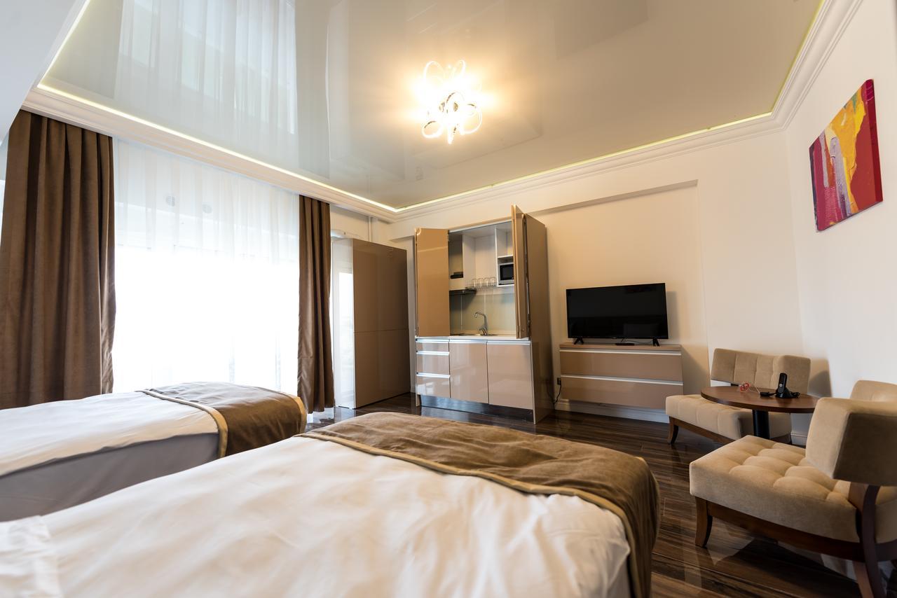 Aparthotel White Tower 4*