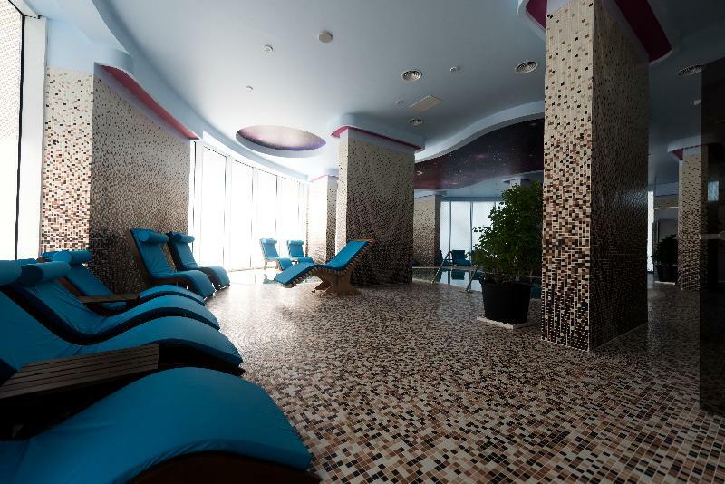 White Tower Aparthotel Mamaia