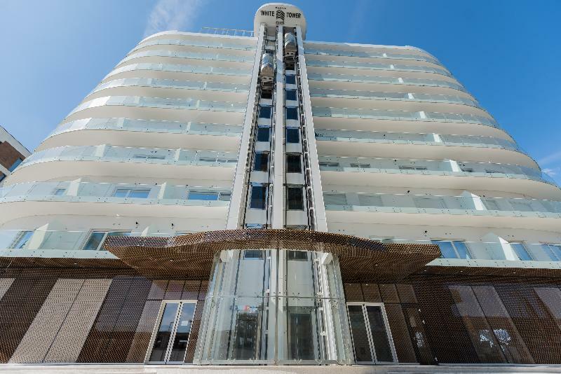 Aparthotel White Tower 4*